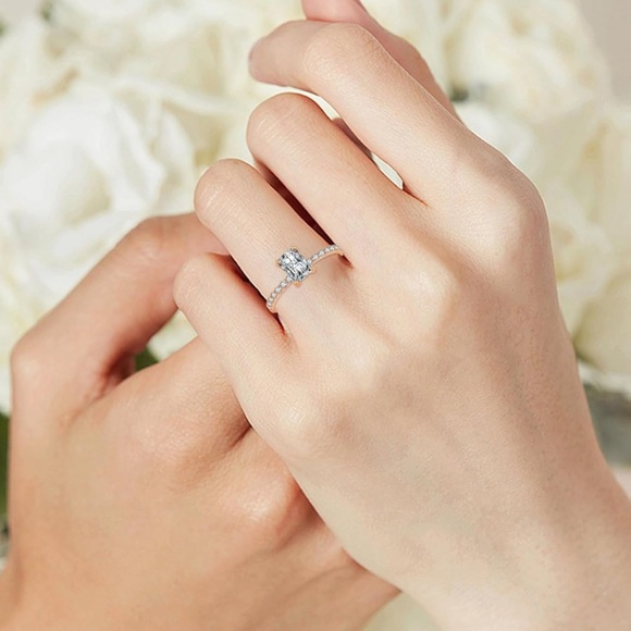 *FLASH SALE* Radiant 10k Solid 1 CT Diamond Moissanite Halo Ring - Picture 6 of 7